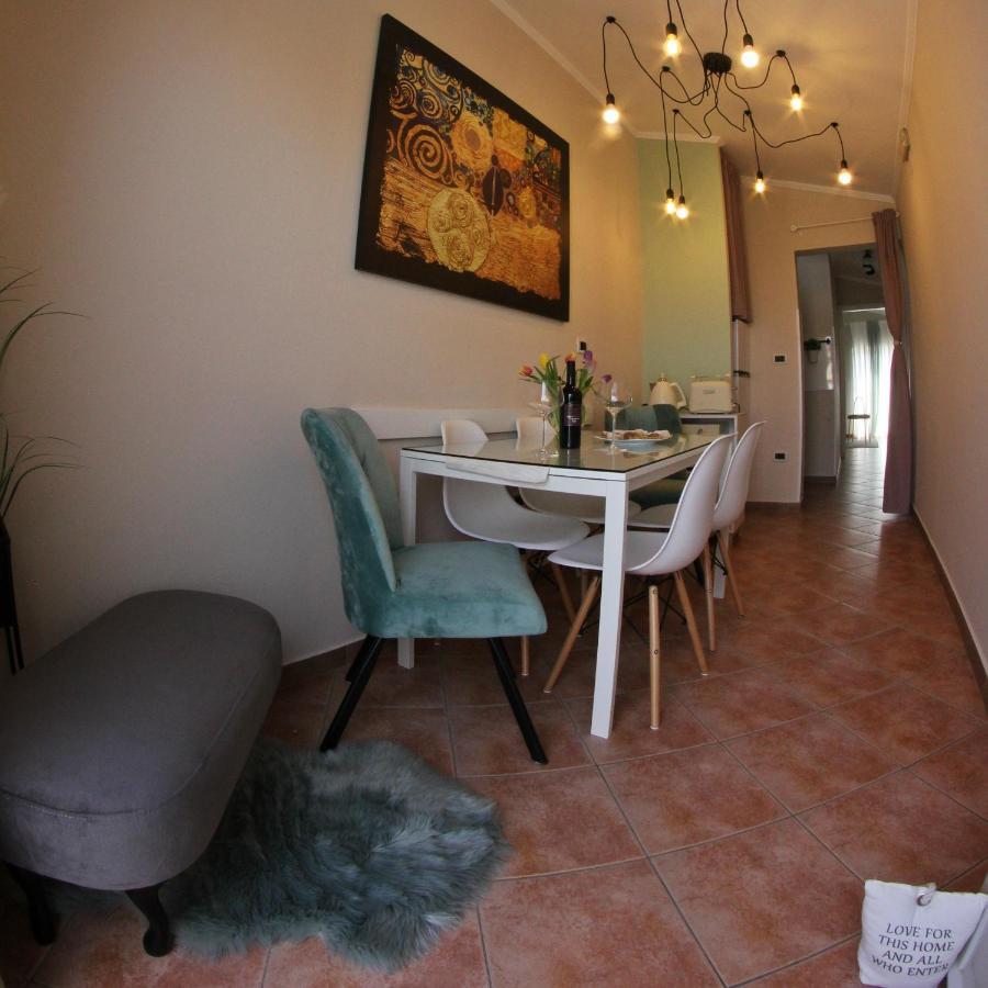 Room&Apartment Doris Lovrečica Buitenkant foto